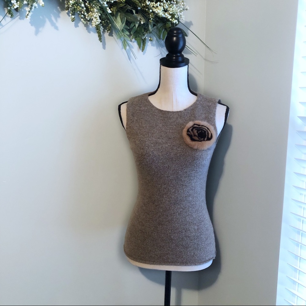 Anthropologie One Girl Who rabbit sweater vest S